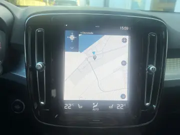XC40 T2 Automatik Core NAVI GARANTIE