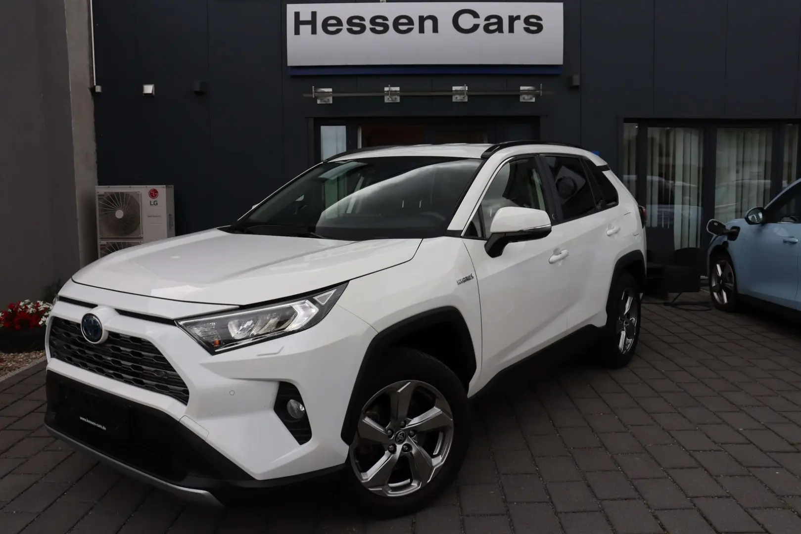 RAV 4 Hybrid 4x2 Team Deutschland AHK Navi Kamer