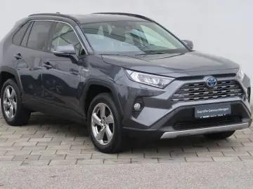 RAV 4 2.5 4x2 Hybrid Team Deutschland