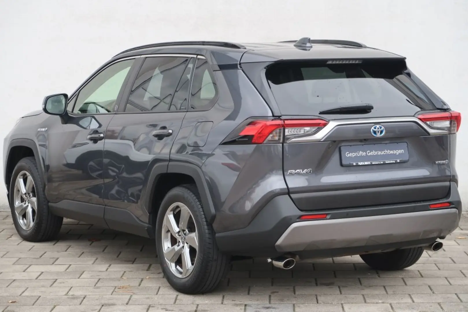 RAV 4 2.5 4x2 Hybrid Team Deutschland