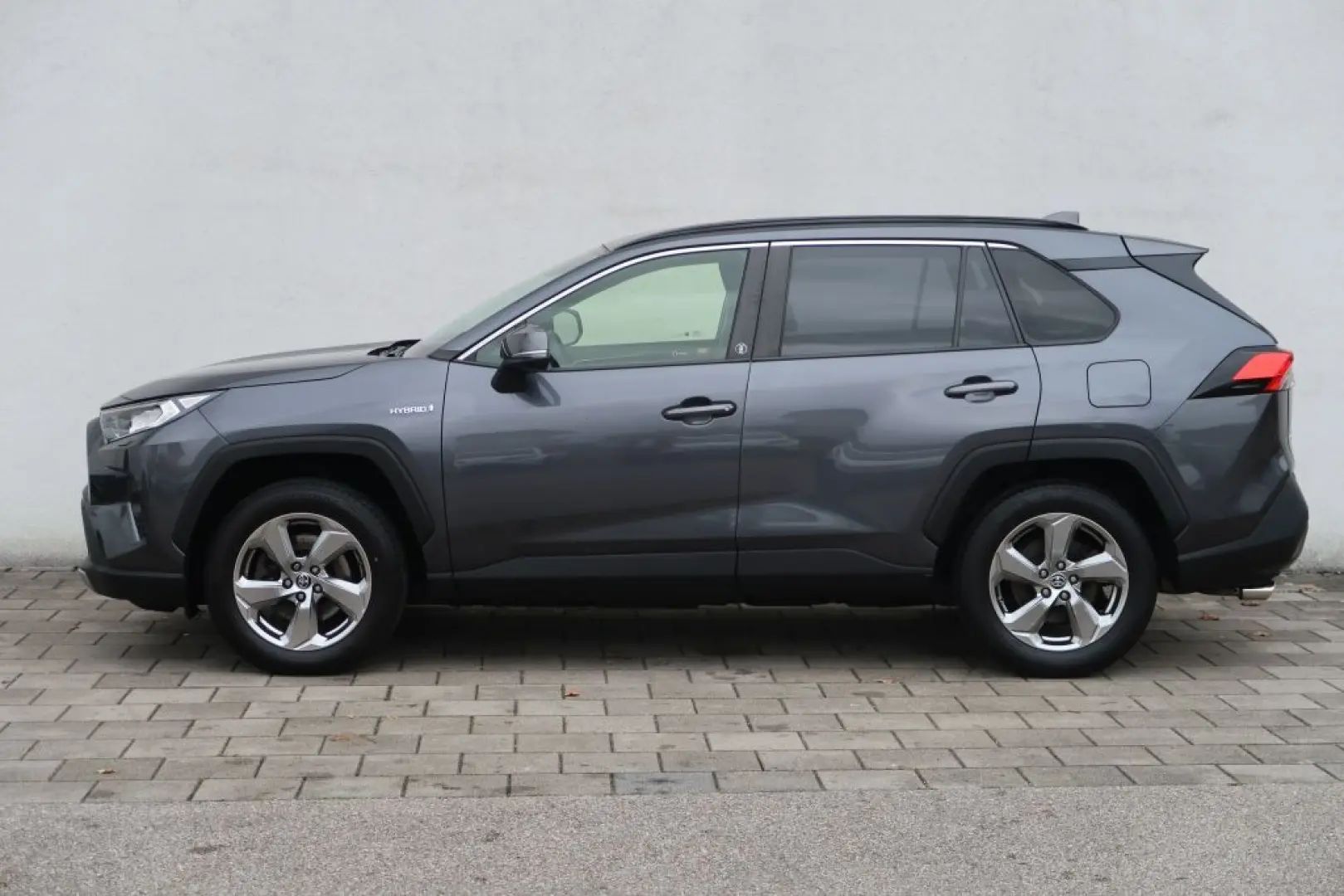 RAV 4 2.5 4x2 Hybrid Team Deutschland