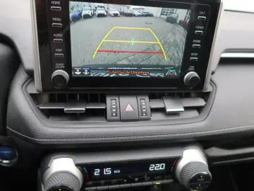 RAV 4 2.5 4x2 Hybrid Team Deutschland