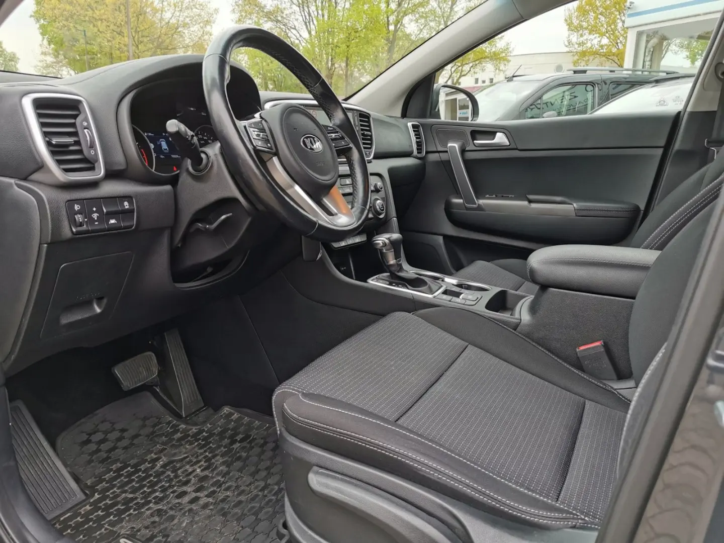 Sportage Vision 2WD  AUTOMATIK  AHK  HU AU NEU