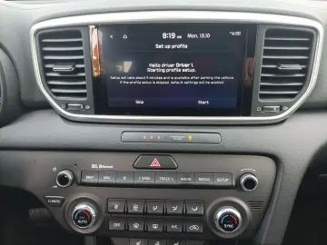Sportage 1.6 T-GDI 4WD LED Navi ParkPilot Sitzhz