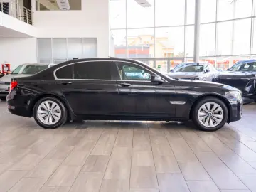 BMW Seria 7 750 Li XDRIVE
