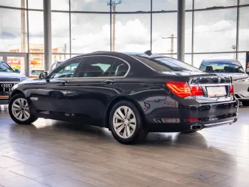 BMW Seria 7 750 Li XDRIVE
