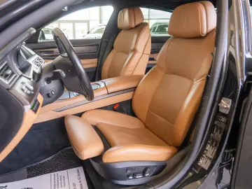 BMW Seria 7 750 Li XDRIVE