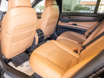 BMW Seria 7 750 Li XDRIVE