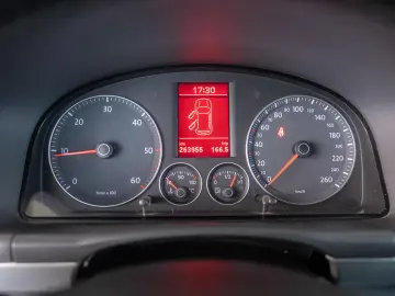 Volkswagen Touran 2.0 TDI