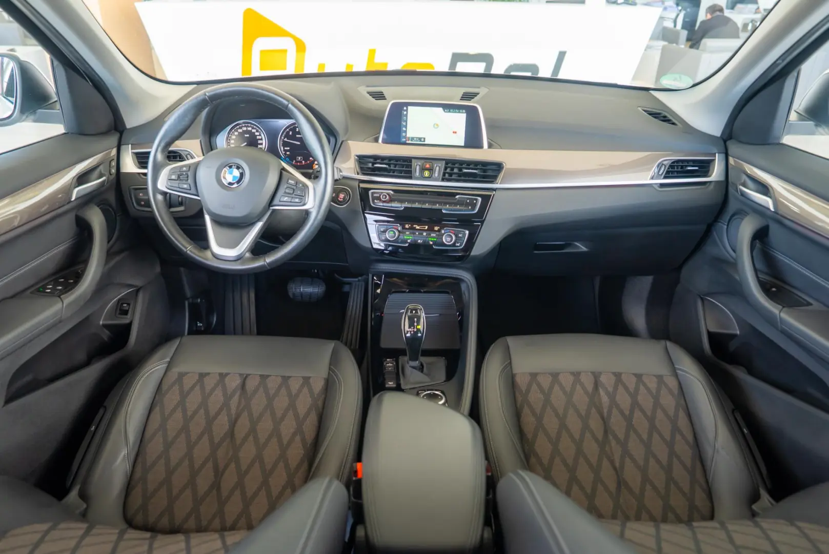 BMW X1 xDrive 20i Automat