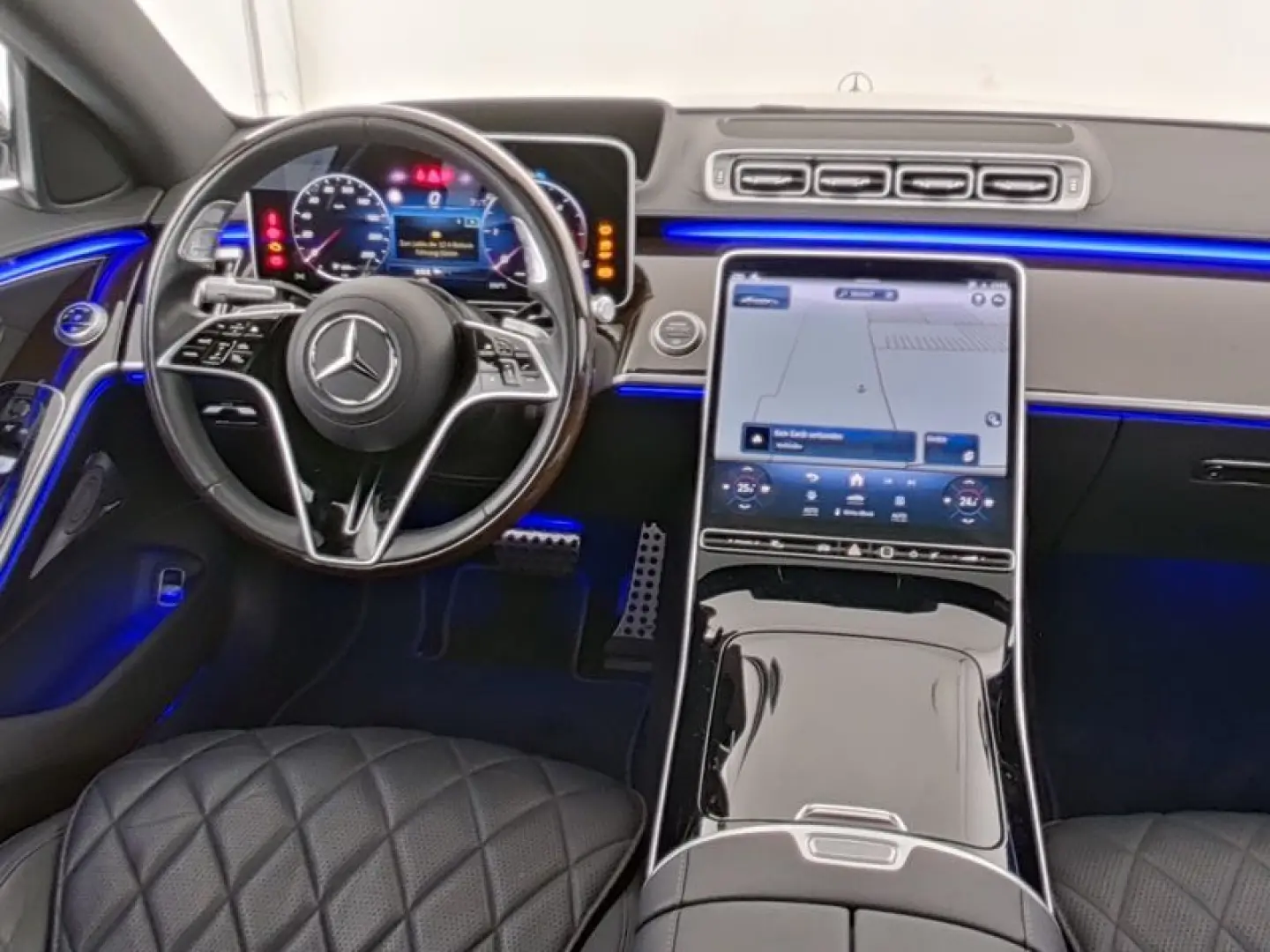S 450d 4M L AMG Line   Rear Steering   Head-Up