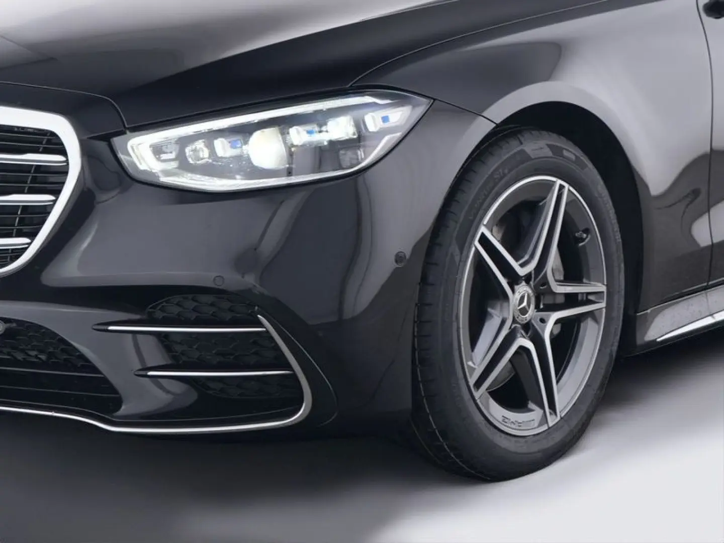 S 450d 4M L AMG Line   Rear Steering   Head-Up