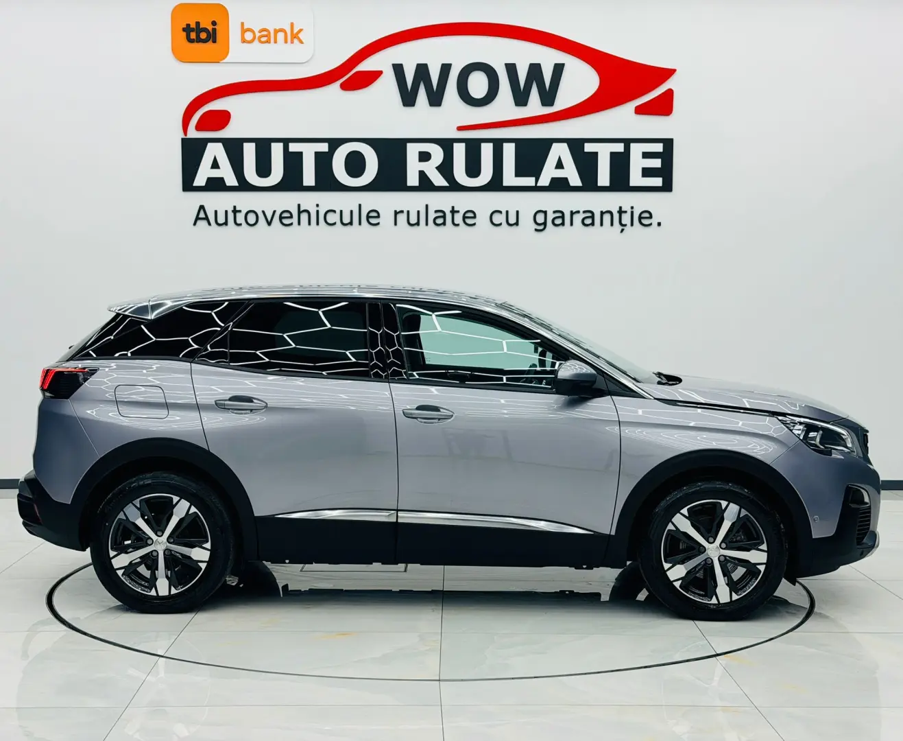 PEUGEOT 3008 2018 1.2I E6