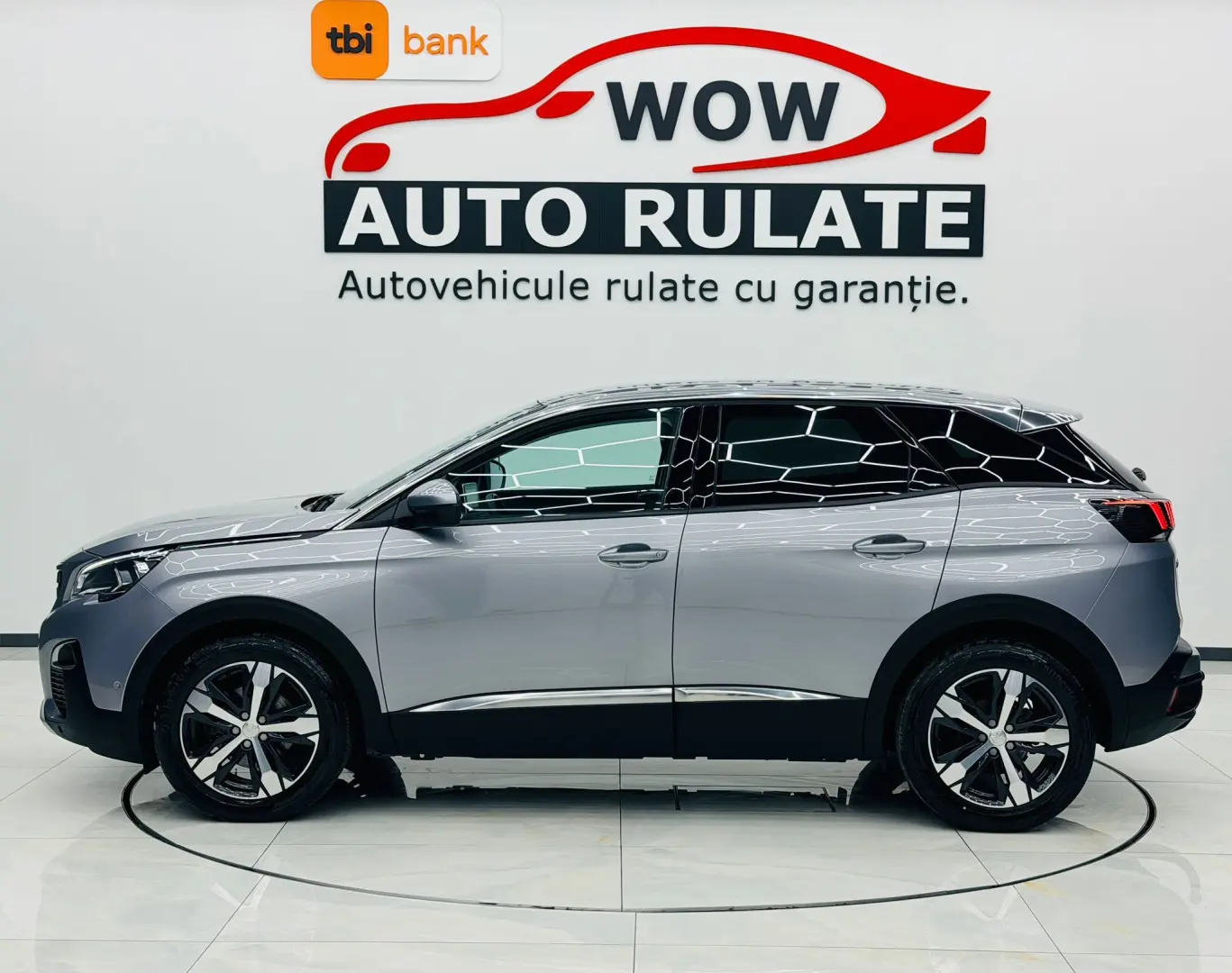 PEUGEOT 3008 2018 1.2I E6