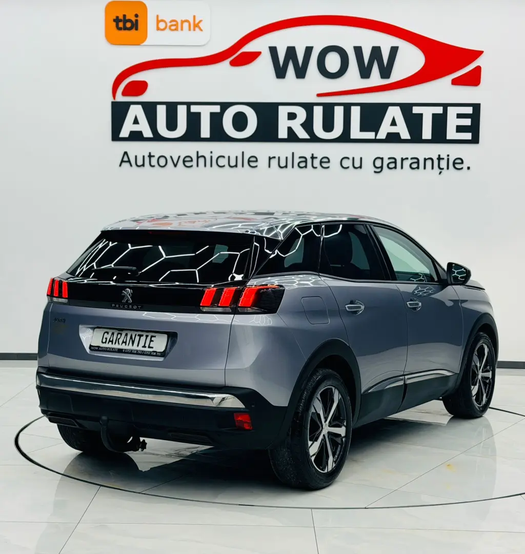 PEUGEOT 3008 2018 1.2I E6