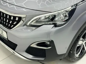 PEUGEOT 3008 2018 1.2I E6