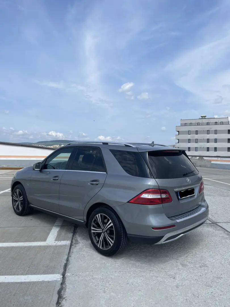 Mercedes-Benz ML 250
