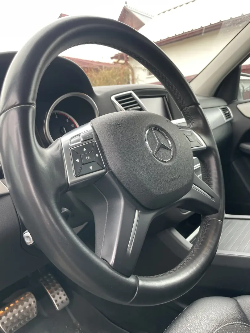 Mercedes-Benz ML 250