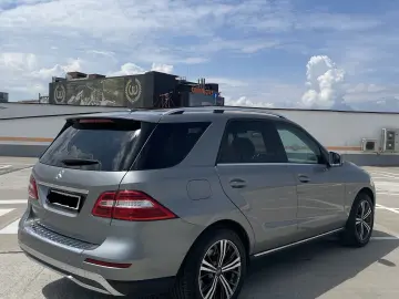 Mercedes-Benz ML 250