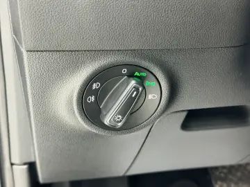 SKODA KAROQ 2018 4x4 E6