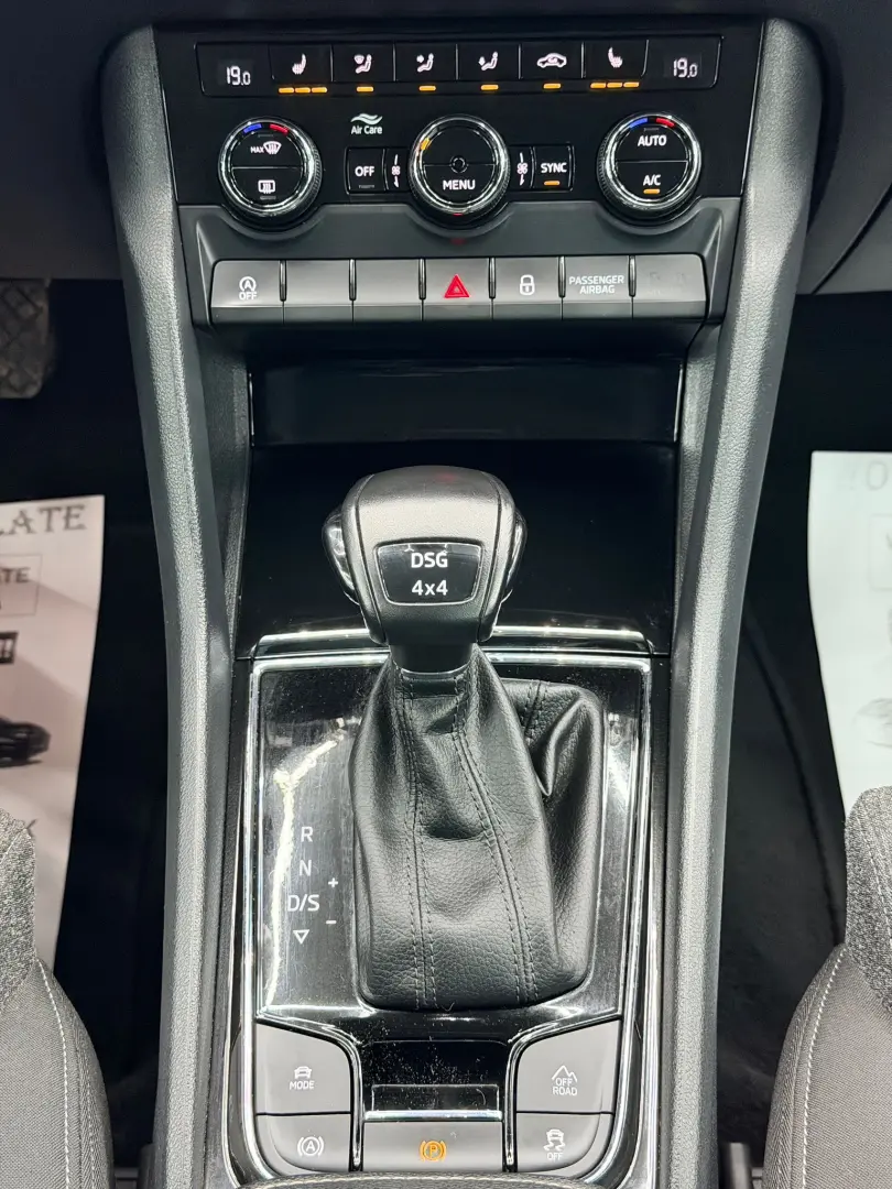 SKODA KAROQ 2018 4x4 E6