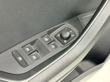 SKODA KAROQ 2018 4x4 E6
