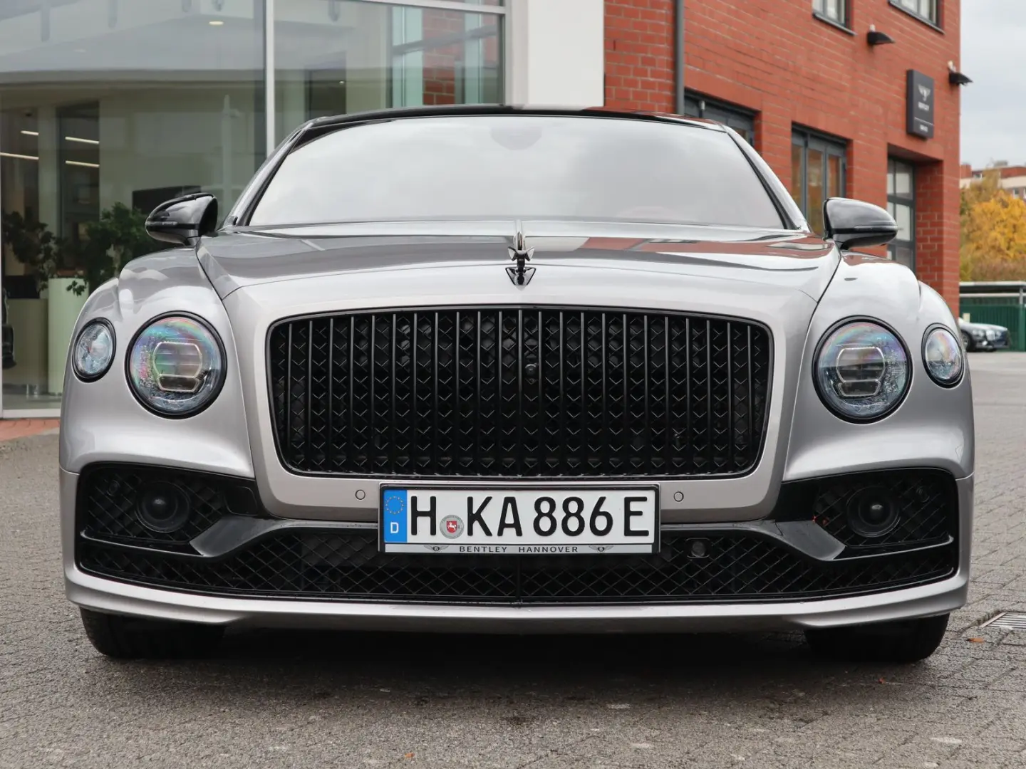 Flying Spur S Hybrid  Leasing mgl. NAIM