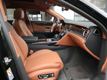 Flying Spur W12  Mulliner Rotating Touring