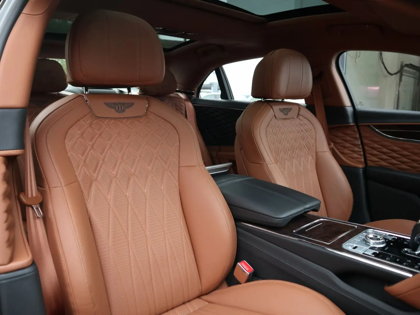 Flying Spur W12  Mulliner Rotating Touring