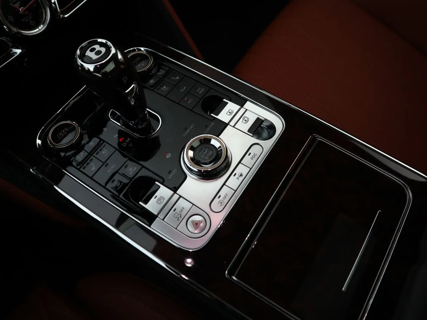 Flying Spur W12  Mulliner Rotating Touring