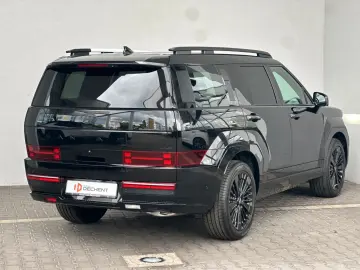Santa FE MY25 Blackline