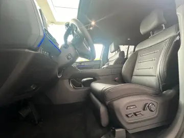 Santa FE MY25 Blackline