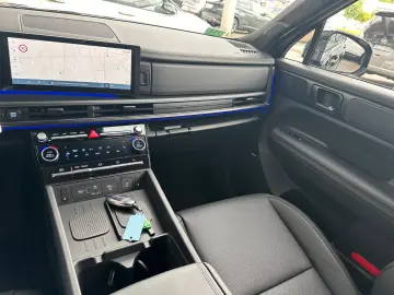 Santa FE MY25 Blackline
