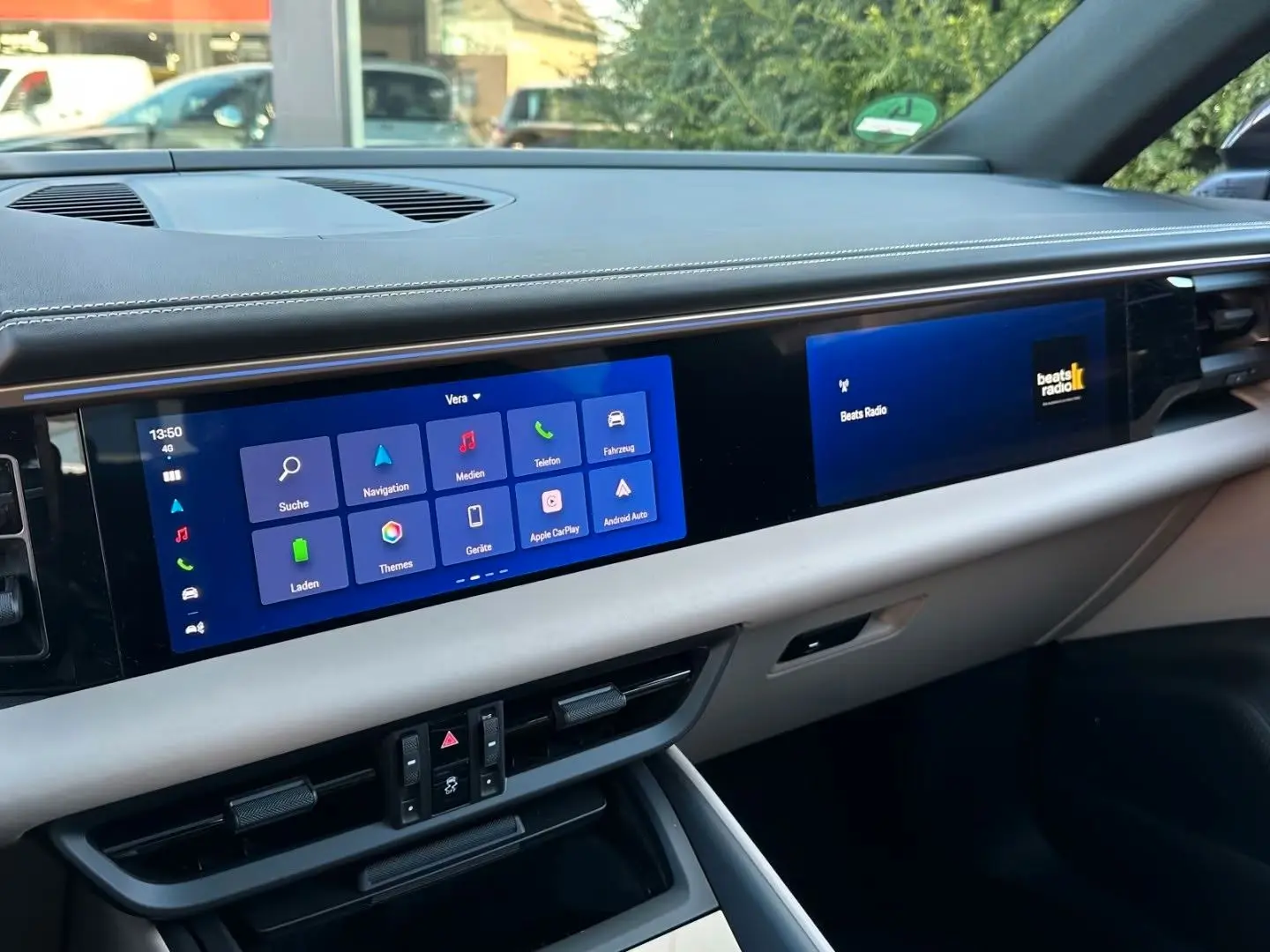 Macan Electric 4 HUD KLIMASITZE PANO MATRIX BOSE