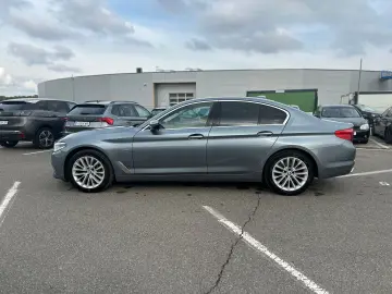 BMW Seria 5 540i xDrive AT