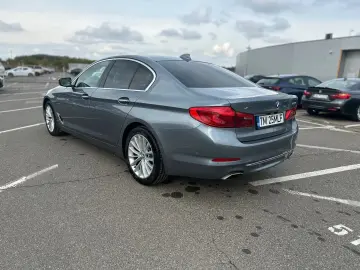BMW Seria 5 540i xDrive AT