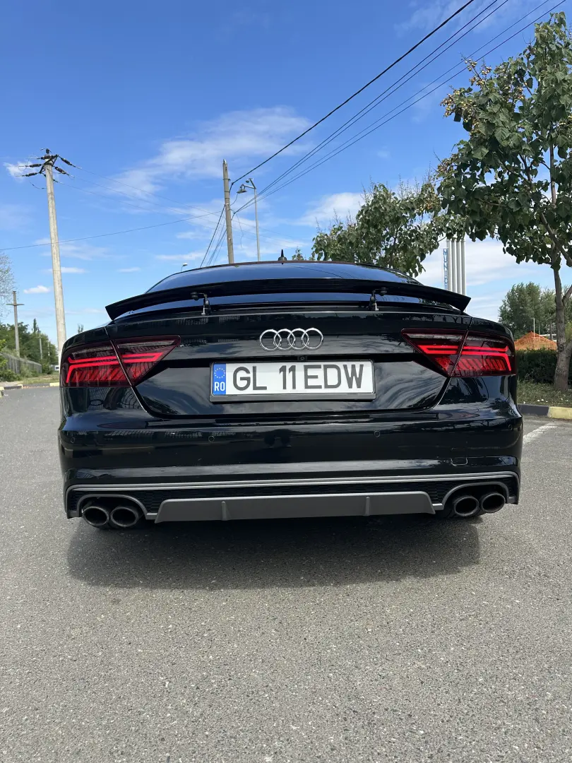 Audi S7
