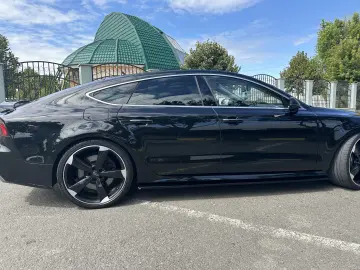 Audi S7