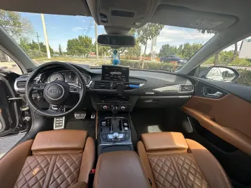 Audi S7