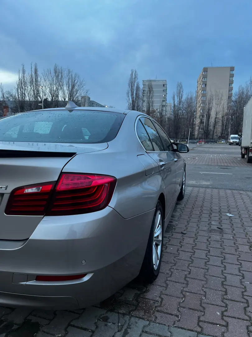 BMW 525