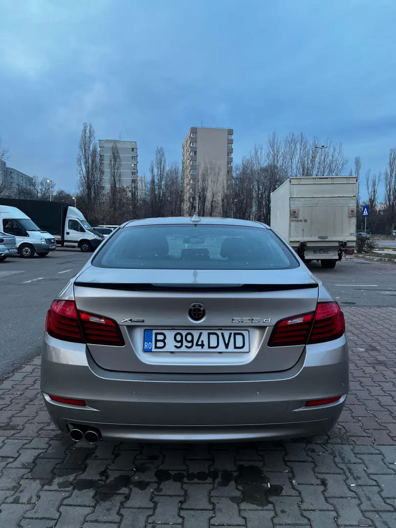 BMW 525