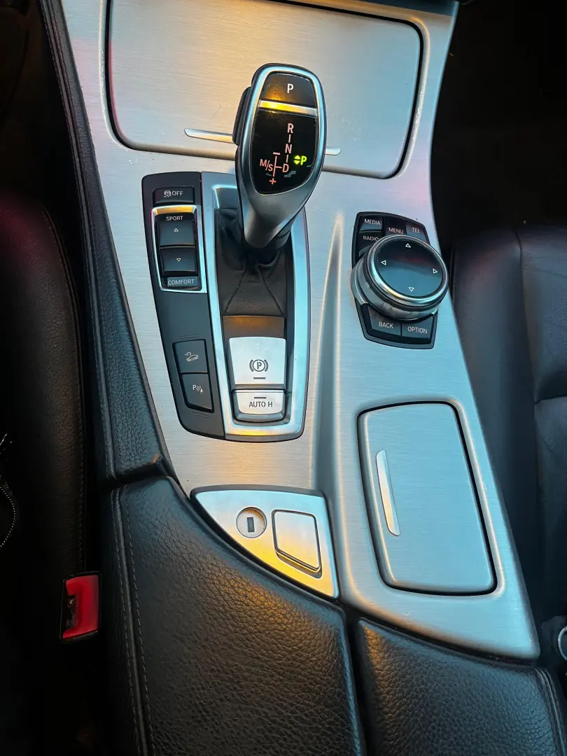 BMW 525