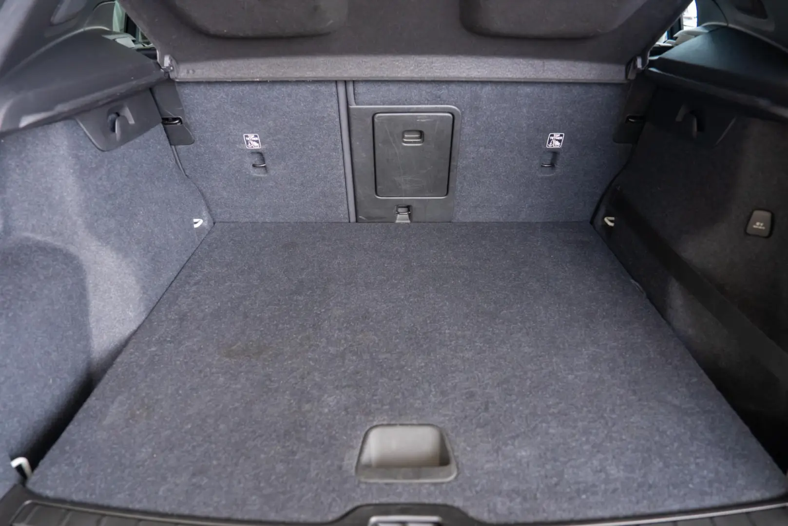 Volvo XC 40 2.0 D3 Automat  Momentum Pro