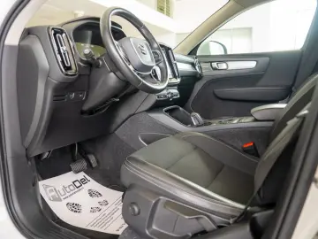 Volvo XC 40 2.0 D3 Automat  Momentum Pro