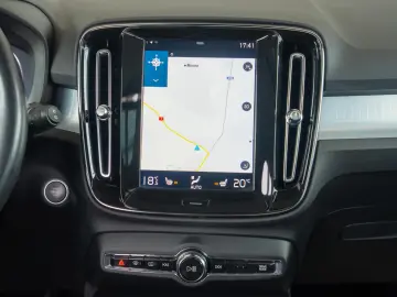 Volvo XC 40 2.0 D3 Automat  Momentum Pro