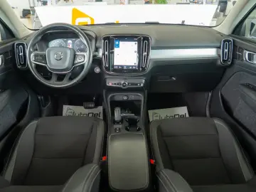 Volvo XC 40 2.0 D3 Automat  Momentum Pro