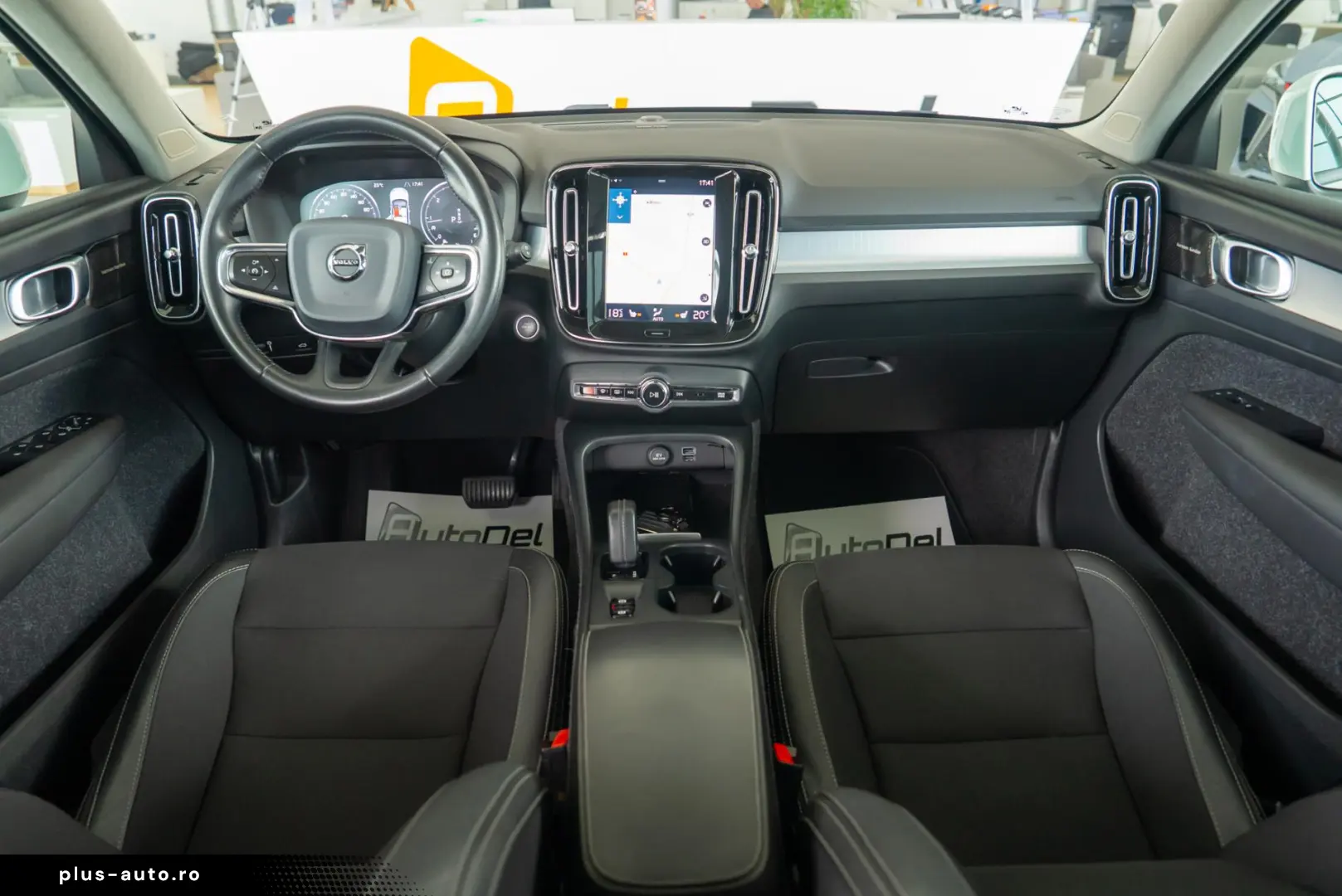 Volvo XC 40 2.0 D3 Automat  Momentum Pro