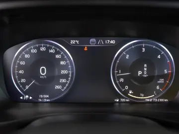 Volvo XC 40 2.0 D3 Automat  Momentum Pro