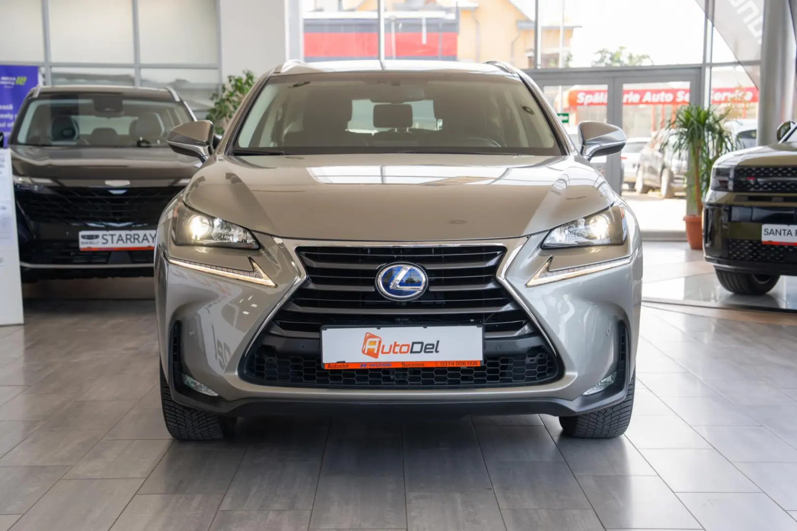 Lexus NX 300h Hybrid e-CVT
