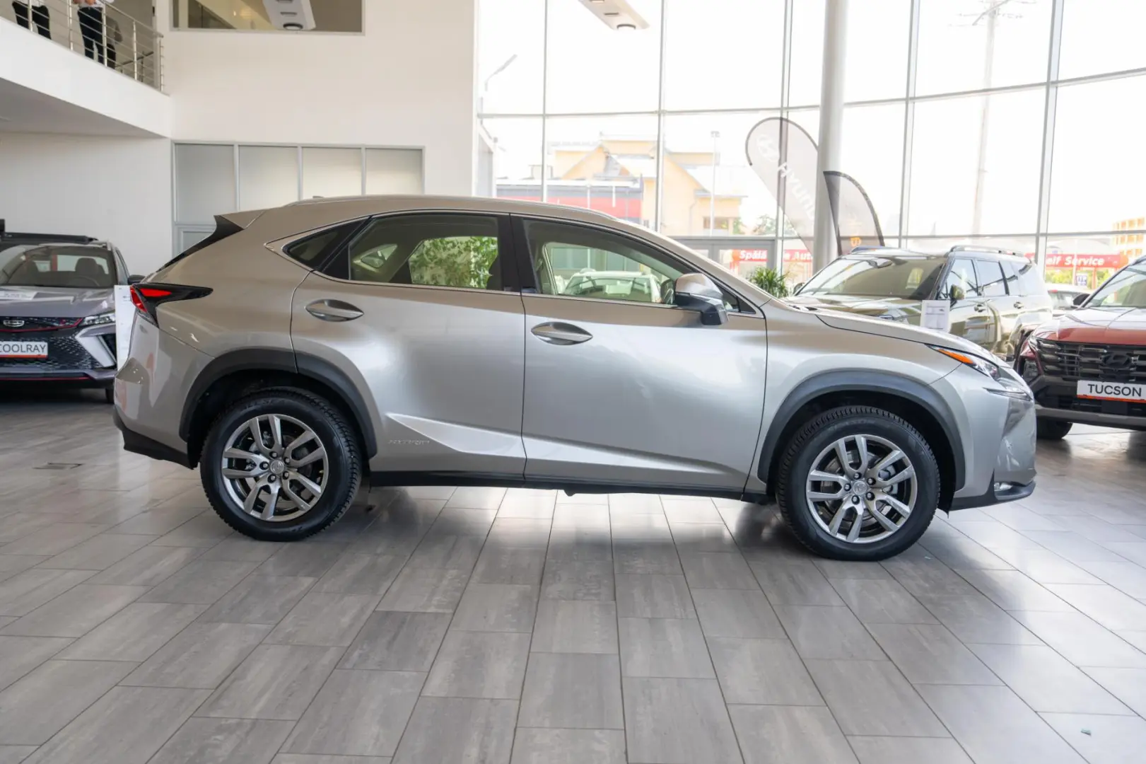 Lexus NX 300h Hybrid e-CVT